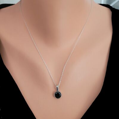 925 Ayar Gümüş Yuvarlak Garnet Taşlı Kolye - 1