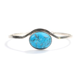 925 Sterling Silver Cuff Bracelet with Oval Turquoise Stone - 3