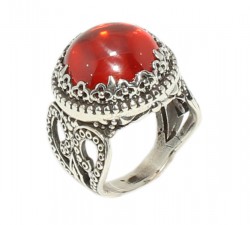 925 Sterling Silver Design Ring with Garnet - Nusrettaki