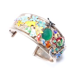 Nusrettaki - 925 Sterling Silver Flower Garden Cuff Bracelet with Green Stone
