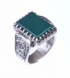925 Sterling Silver Hand carved Men Ring with Green Agate - Nusrettaki (1)