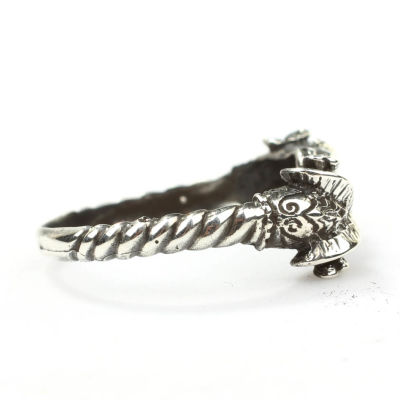 925 Sterling Silver Tiny Ram's Head Ring - 6