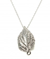Leaf Necklace White Color - Nusrettaki