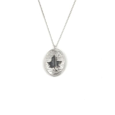 Leaf With Backround Pattern Necklace White Black Color - White Stones - 1