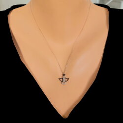 Melek 925 Ayar Gümüş Kolye, Pembe Siyah - Beyaz Taş - Nusrettaki