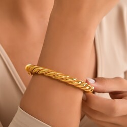 Ram Design Twisted Wire Bracelet - 22K - Nusrettaki