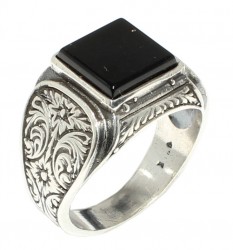 Silver Men Ring with Square Onyx - Nusrettaki