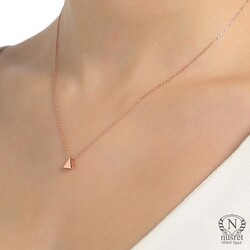 Sterling Silver Tiny Triangle Necklace - Nusrettaki (1)
